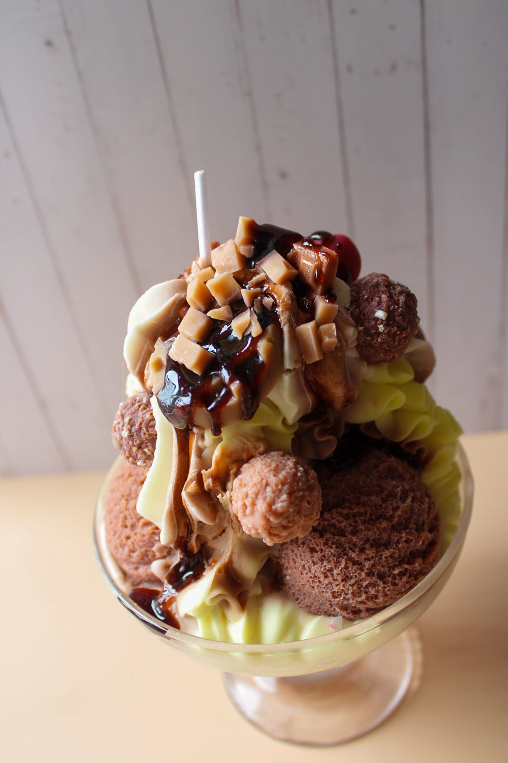 Schoko Kirsch Eisbecher Kerze