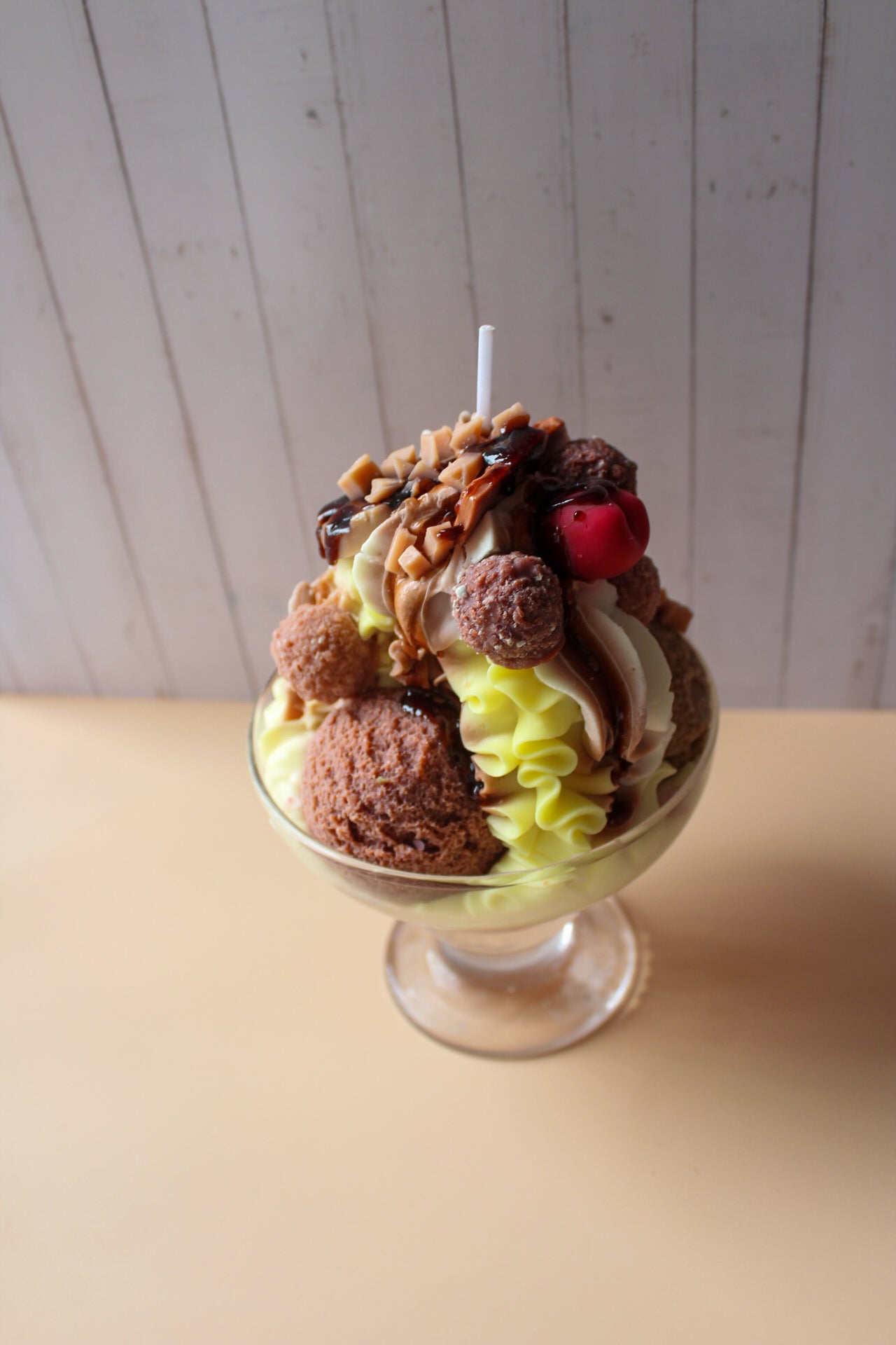 Schoko Kirsch Eisbecher Kerze