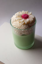 Green Daisy Kerze