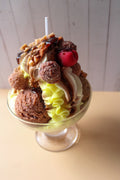 Schoko Kirsch Eisbecher Kerze