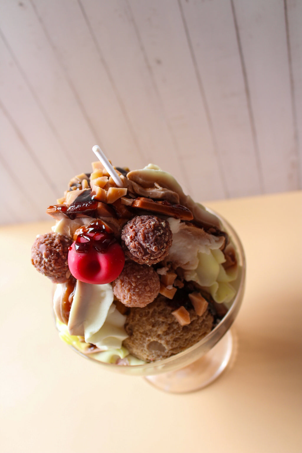 Schoko Kirsch Eisbecher Kerze