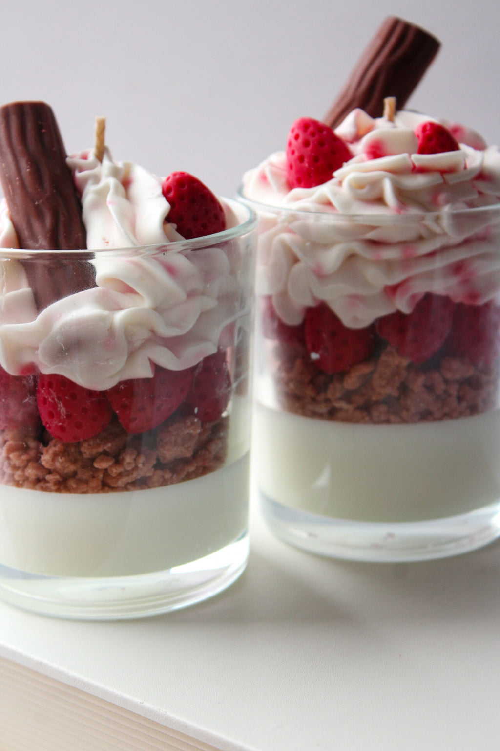 Erdbeere Schoko Dessert Kerze