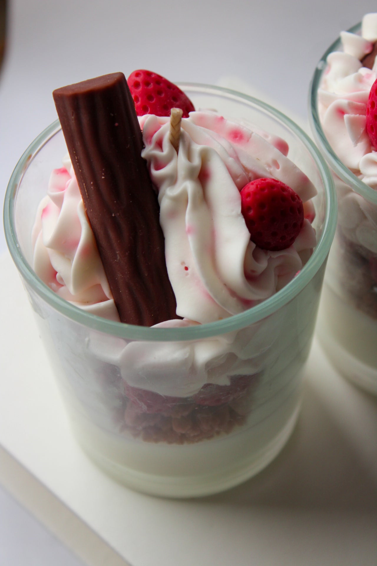 Erdbeere Schoko Dessert Kerze